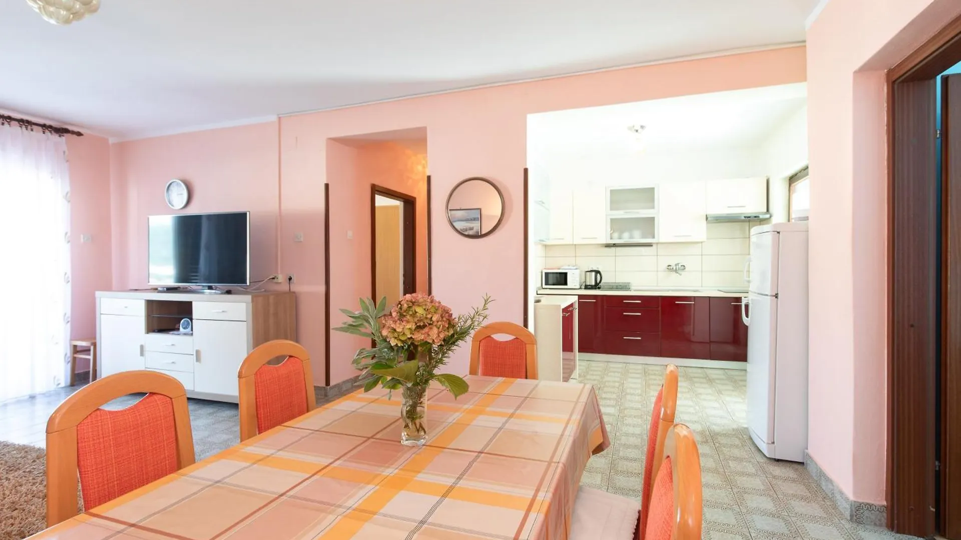 Marin Zarok Apartment Baska