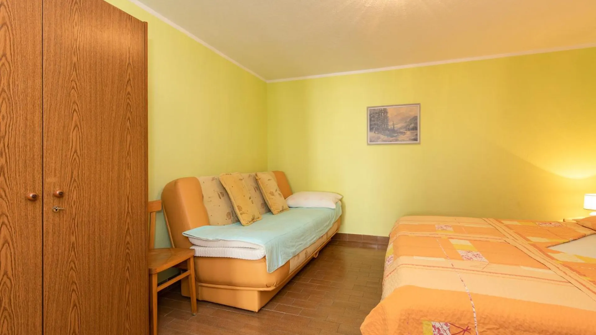 Marin Zarok Apartment Baska